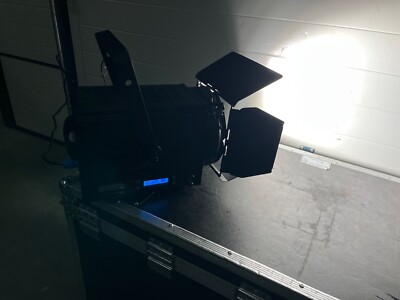 BRITEQ BT-Theatre 250EZ MKII used with function warranty LED Fresnel 250W WW