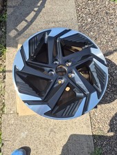 Nissan Qashqai 18" Alloy Wheel Single 7.5J 45 D0300HN24J 2024 