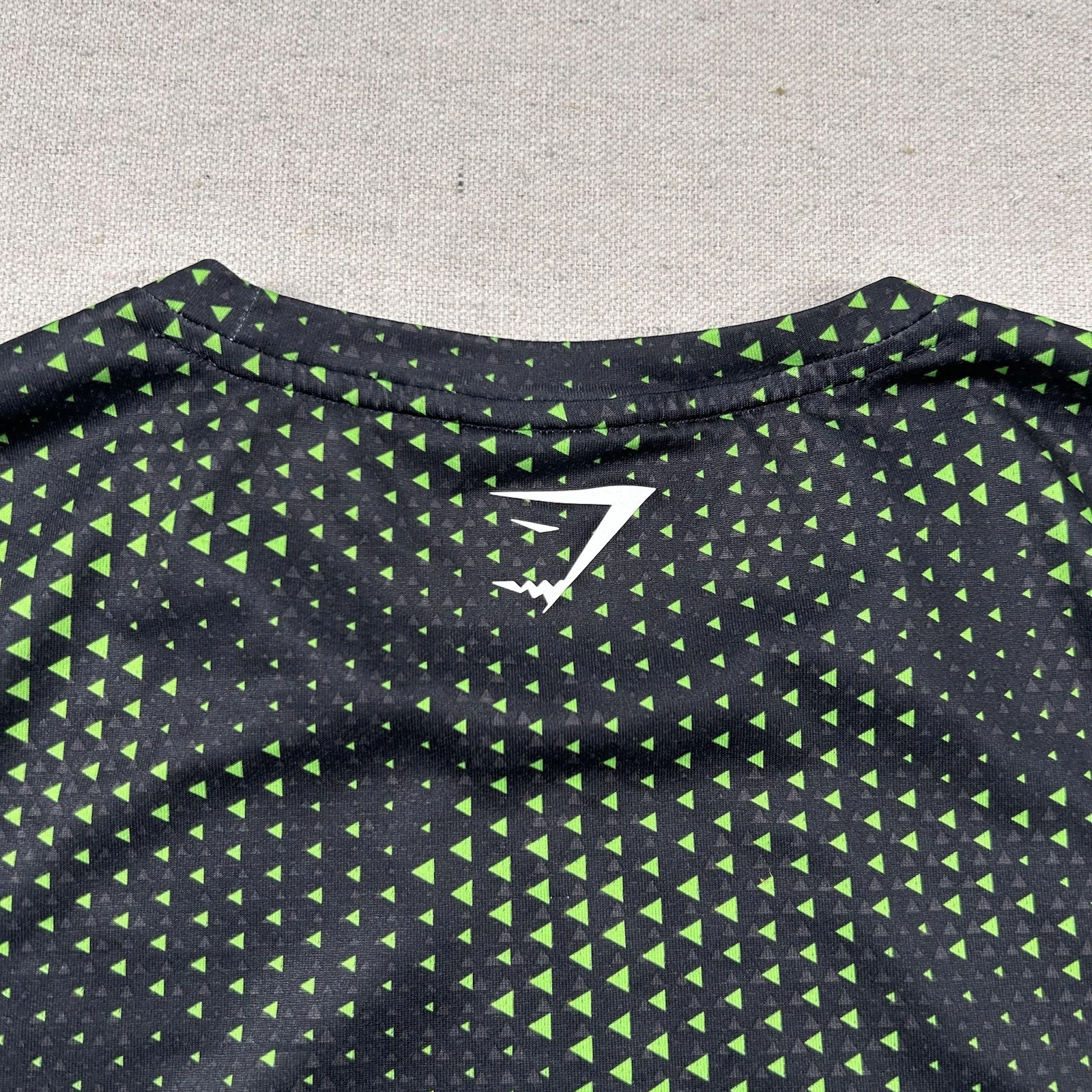 gymshark geometric stretch performance gym workout shirt