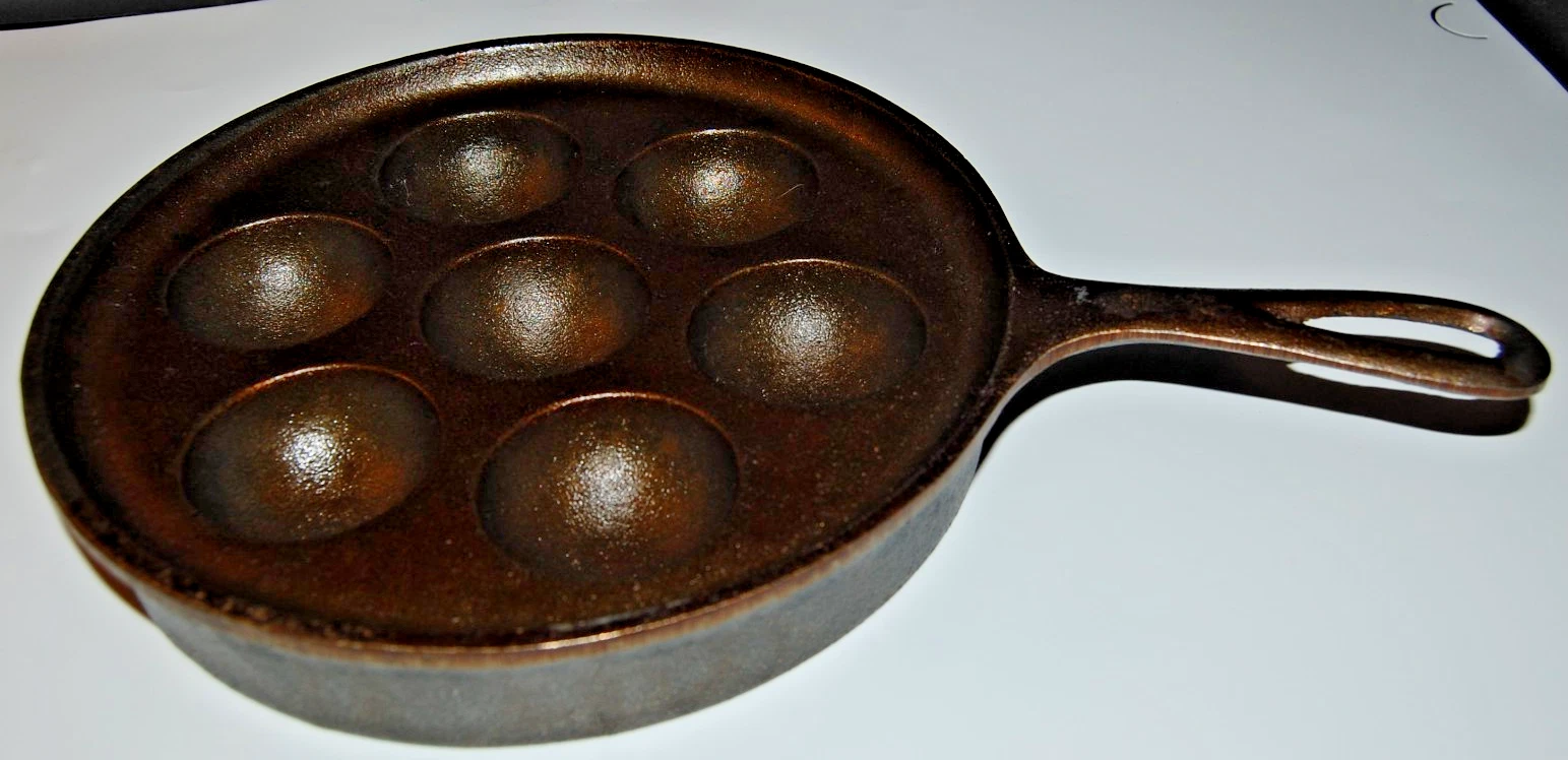Vintage Cast Iron Skillet Abelskiver Danish Pancake Cake Pan #32D