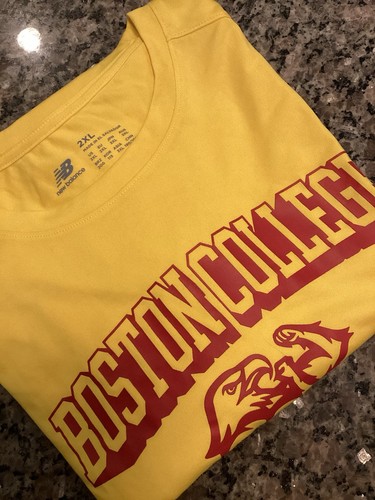 NWT Men’s New Balance Boston College Eagles “Super Fan” Performance Tee 2XL Gold