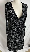 GAP Chelsea Wrap Dress- MEDIUM Stretch Black/White Rectangles