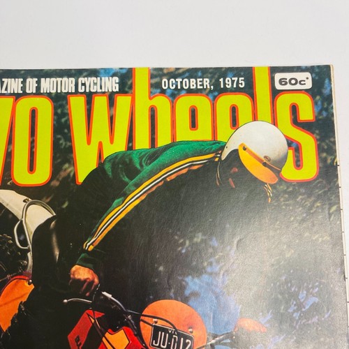 Two Wheels - October 1975 - Vintage Motorbike Magazine RARE - Picture 2 of 7