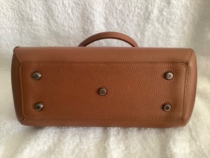 longchamp madeleine caramel