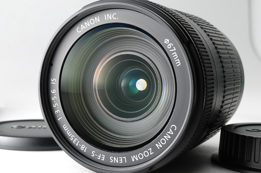 ★美品★ Canon EF-S 18-135mm 1:3.5-5.6 IS Amazon.com : Canon 2562A002 EF 28-135mm f/3.5-5.6 is USM