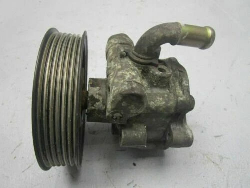 Bombas de dirección y piezas de bombas de dirección KYB para coches