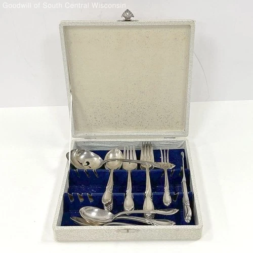 19 Pc. International Sterling Silver Flatware Set Rhapsody Pattern, 786 grams