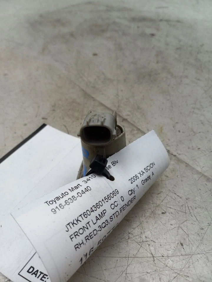 04 05 06 SCION XA PASAJERO GUARDABARROS DERECHO PARK LÁMPARA INTERMITENTE Foto 2 de 4