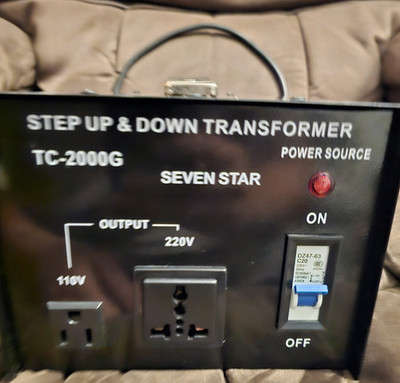 Seven Star TC-2000G Step-Up & Step-Down Power Transformer 110V/220V, 2 Outlets