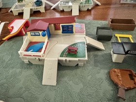 Vintage 1987 Galoob Micro Machines Travel City BIG LOT Playsets Parts Accessorie