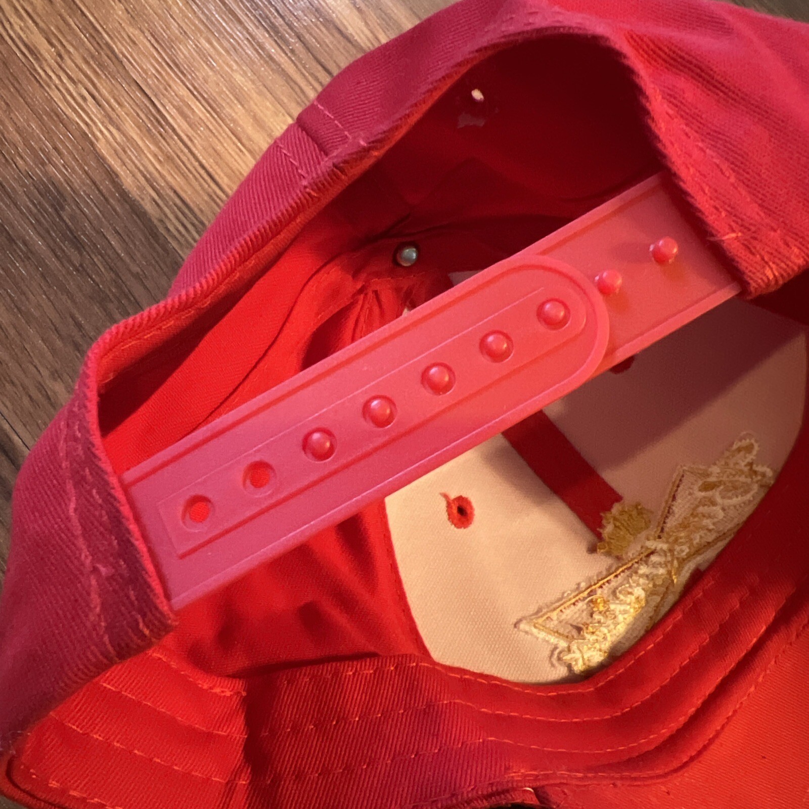 Red Budweiser baseball cap - image 5