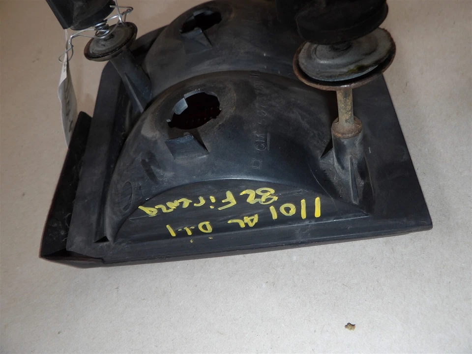 LH DRIVERS SIDE TAILLIGHT ASSEMBLY OLDSMOBILE FIRENZA 1982-84 4 DR SEDAN chrome - Image 4 of 4