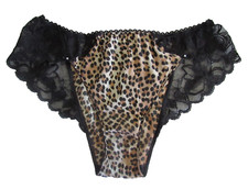 VICTORIA'S SECRET M LEOPARD LACE PEARL KEYHOLE VINTAGE/NWOT RARE BIKINI PANTIES