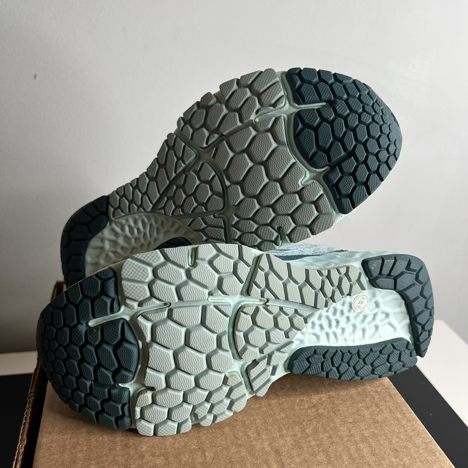 New Balance Women's 880 V11 Running Shoes, Blue, 5.5W US eBay