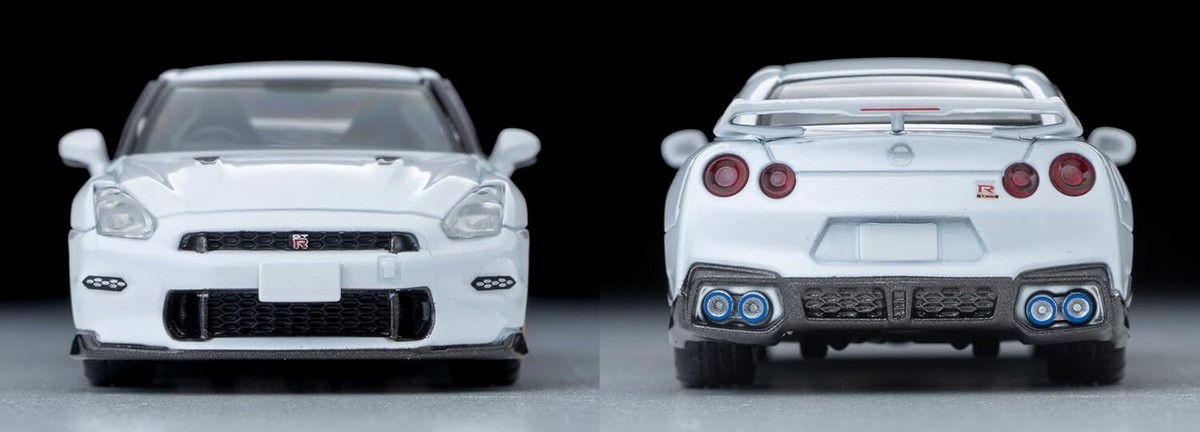 Nissan GT-R シルバー 2008 TOMY 1/64 Nissan GT-R シルバー 2008 TOMY 1/64 Nissan Gt-R Silver 2008