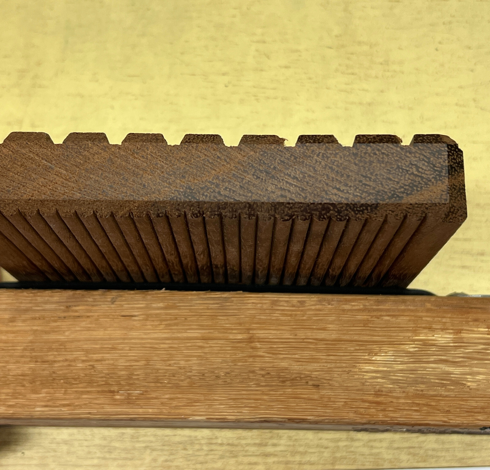 13,90€/m statt Bangkirai AngelimPedra 45x70 mm Unterkonstruktion