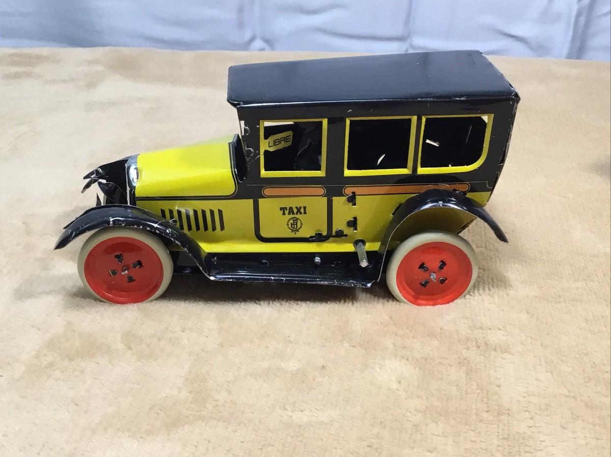 1929 Rare Collectors Only Paya Classic Yellow Taxi Tin Wind-Up Toy