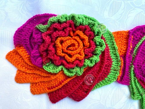 Floral 3D Rose Neck Cowl – Multicolor Stylish Scarf for Women Lightweight Warmer - Picture 7 of 12
