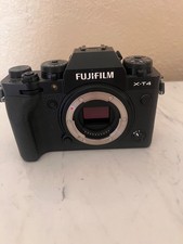 Fujifilm X-T4 26mp Mirrorless Digital IBIS Camera Black excellent  body only 