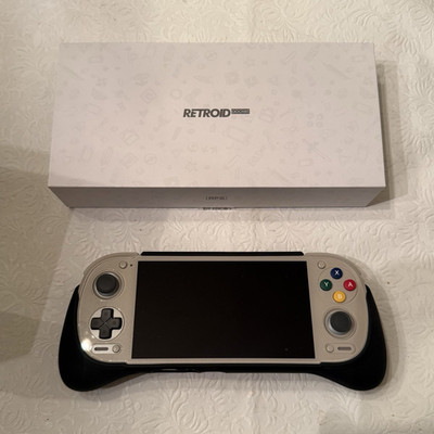 Retroid Pocket 6 256GB 12GB Stick on top