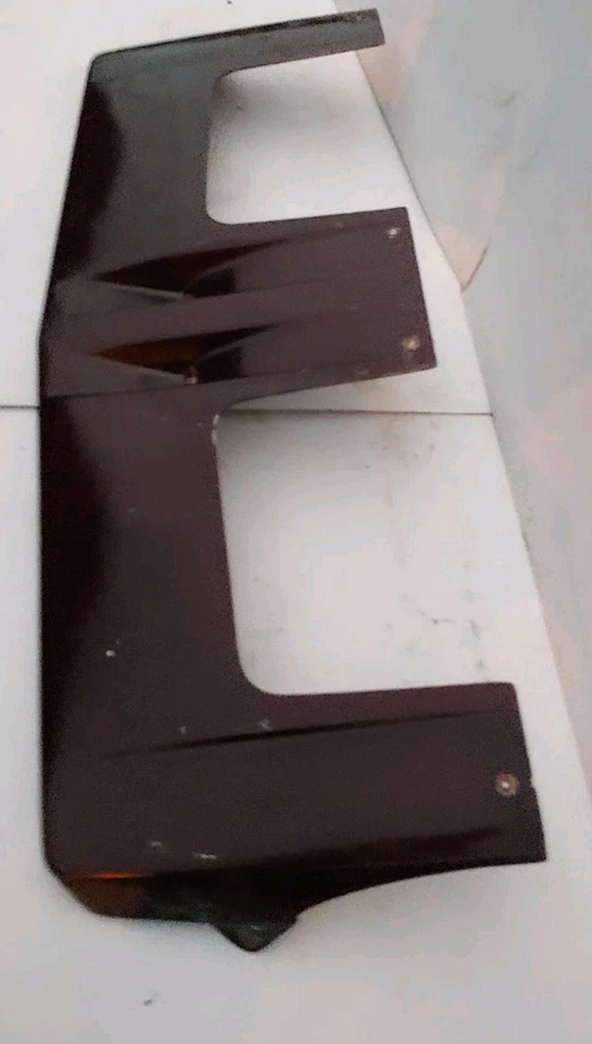 Grand Caravan Plymouth Voyager Lund 1984-95 cabina visera P/N 12026 Foto 4 de 4