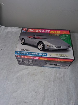 1992 AMT Ertl 1/25 SNAPFAST Plus '96 Corvette Collector Edition 8765 Complete 
