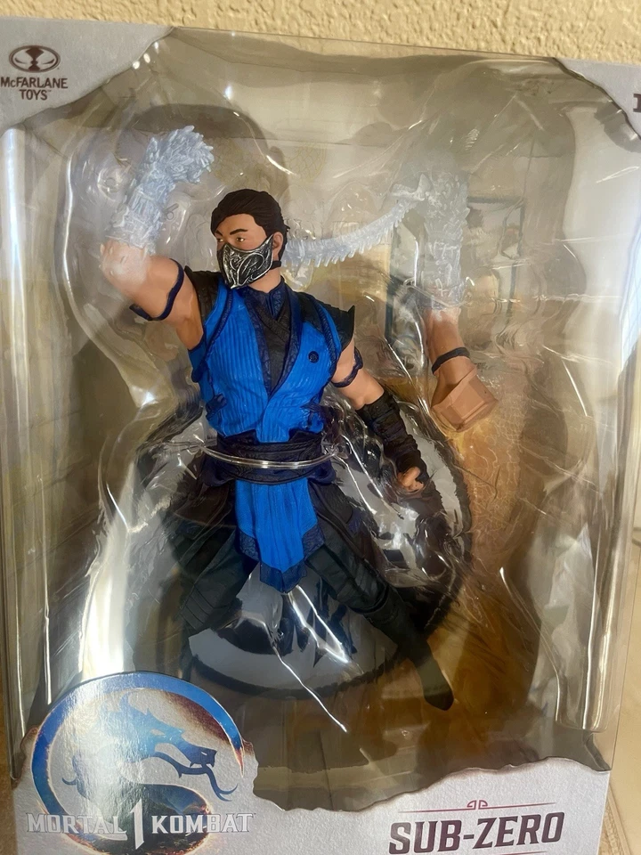 Figura posada Sub-Zero Mortal Kombat escala 1:6 Foto 4 de 4
