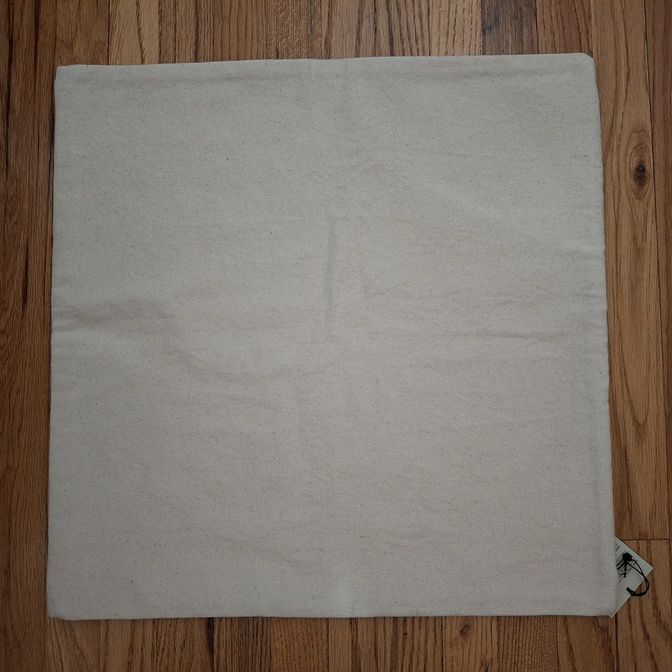 NWT Funda de almohada con estampado de cebra West Elm 19.5" x 19.5"_2_4810_2 Foto 3 de 4