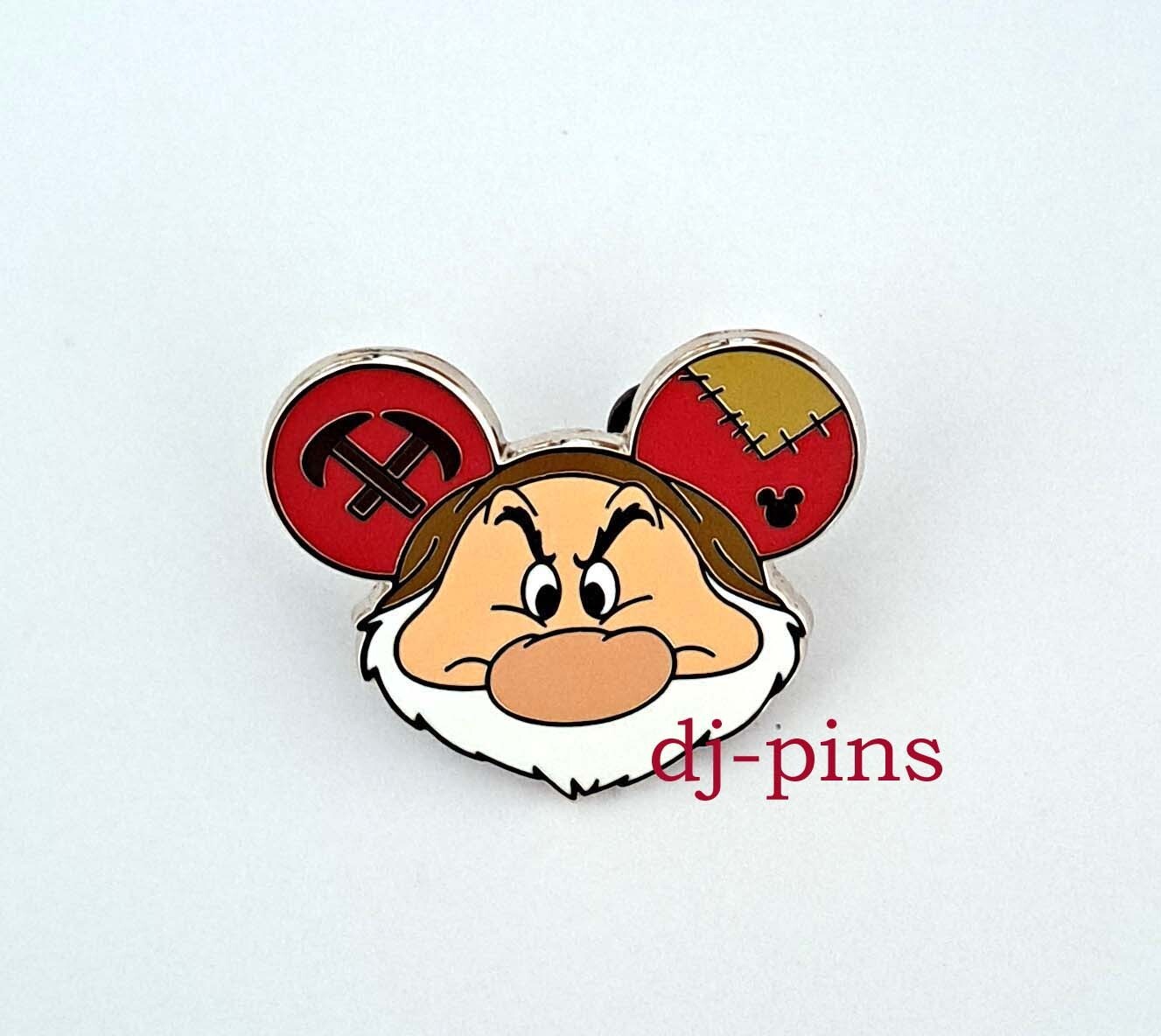 2024 Disneyland Hidden Disney Mickey Snow White Grumpy Ear hat Pin    HD