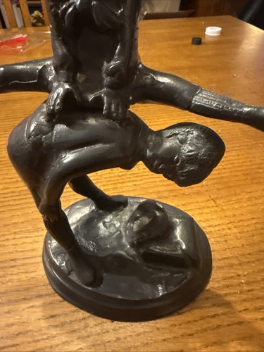 Andrea By Sadek Black Metal Sculpture Decor 9" - 第 1/11 張圖片