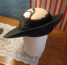 Dress Hat With Feathers Vintage