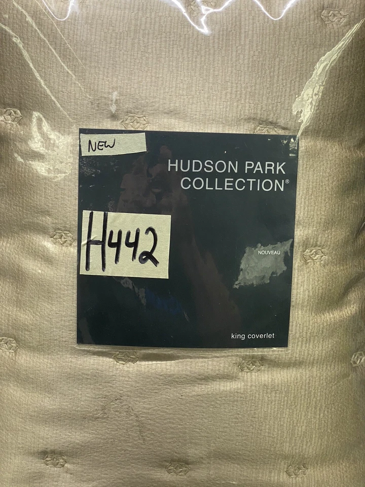 Hudson Park Collection Nuevo KING Acolchado Cobertor Dorado Nuevo Foto 2 de 4