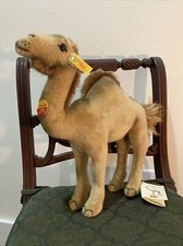 Steiff Dromedar 35, 14 inches