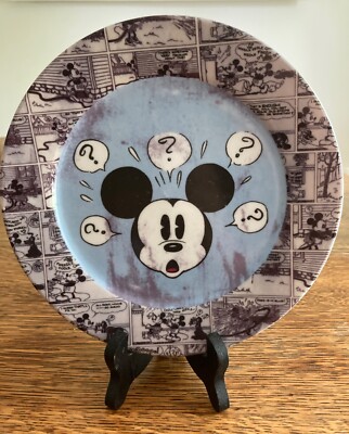 Vintage Authentic Original Disney 8'' Set of Four Plates (Minnie/Mickey/Pluto)