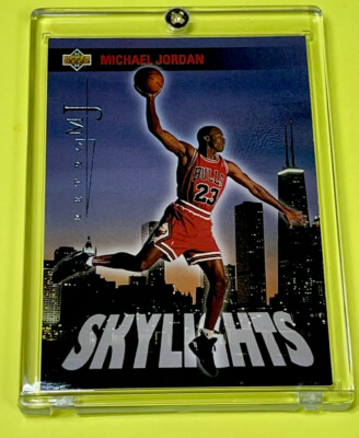 Michael Jordan Card - SP AUTHENTIC 90's RARE INSERT SILVER