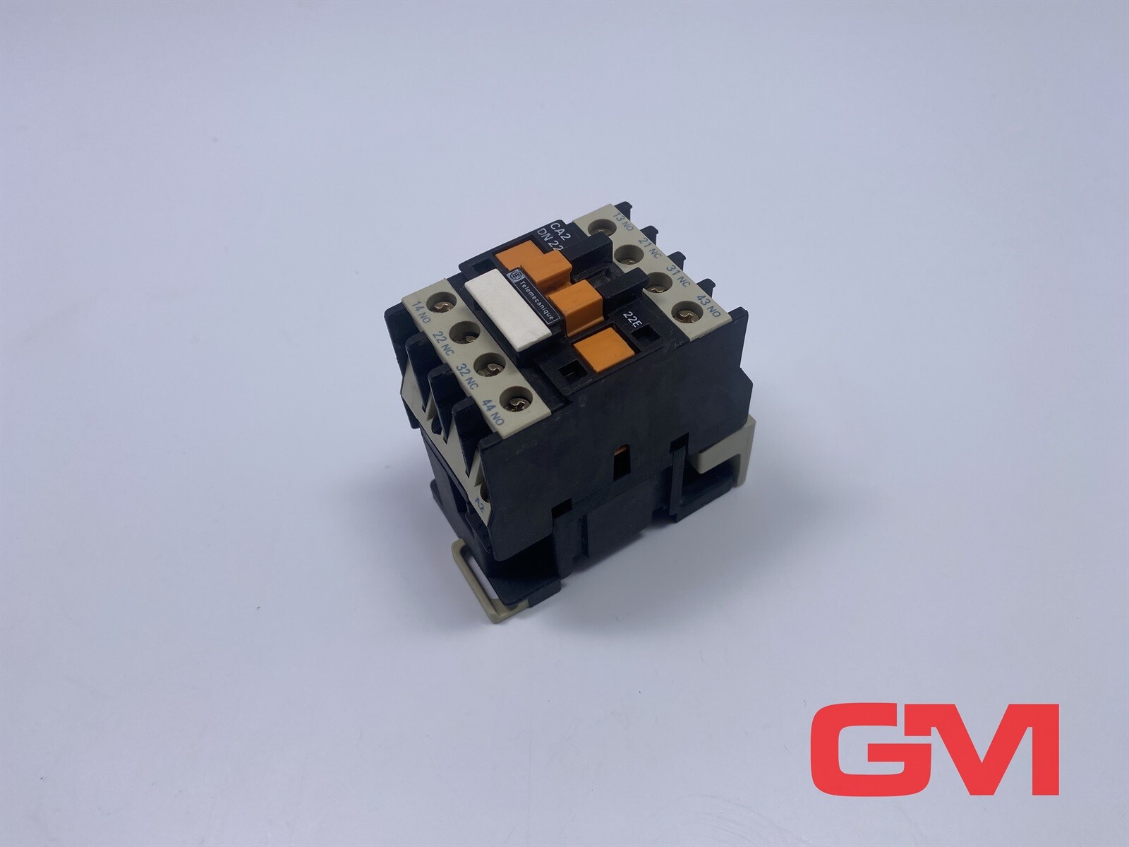Telemecanique Auxiliary contactor CA2DN22M5 relay 220-230V 50Hz 2NO + 2NC