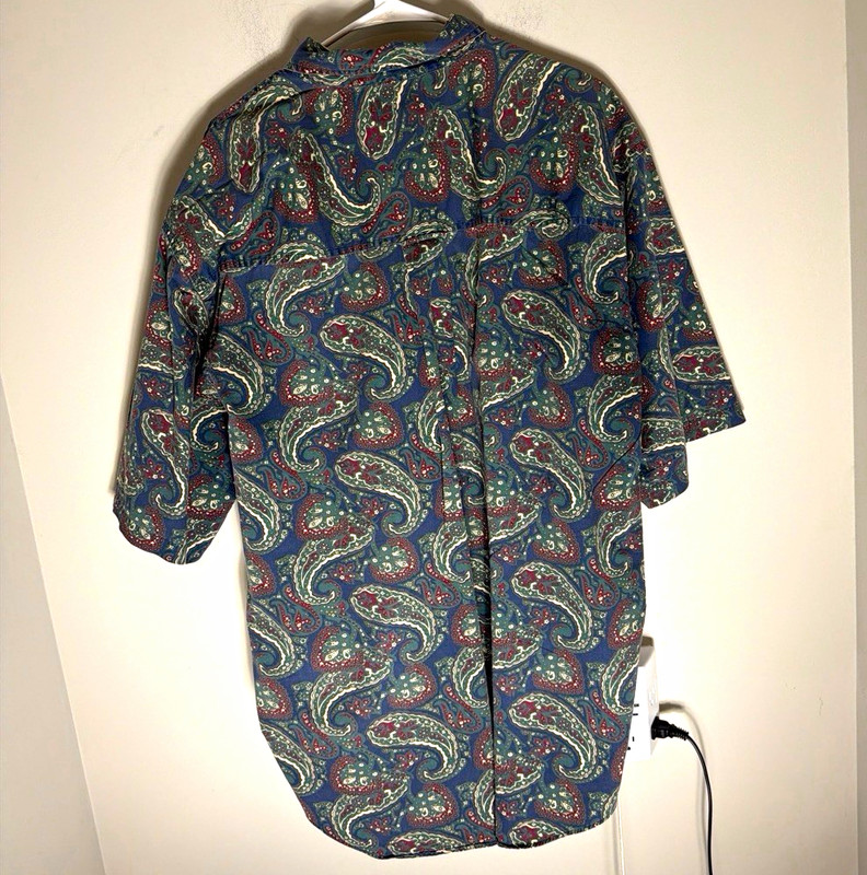 Roundtree & Yorke Men’s L Regular Fit Paisley Short Sleeve Cotton Button-Up