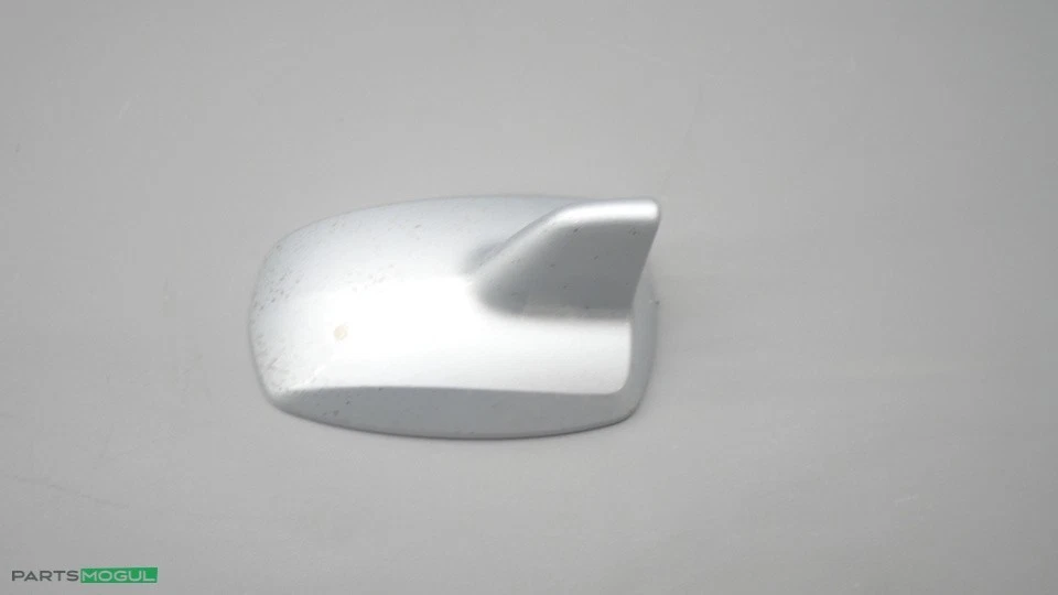 Cubierta de antena aleta de tiburón Mercedes-Benz GL450 X166 2013-2016 A2128270228 FABRICANTE DE EQUIPOS ORIGINALES Foto 2 de 4