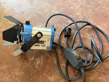 ARRI 150W Tungsten Fresnel Light w Barndoor