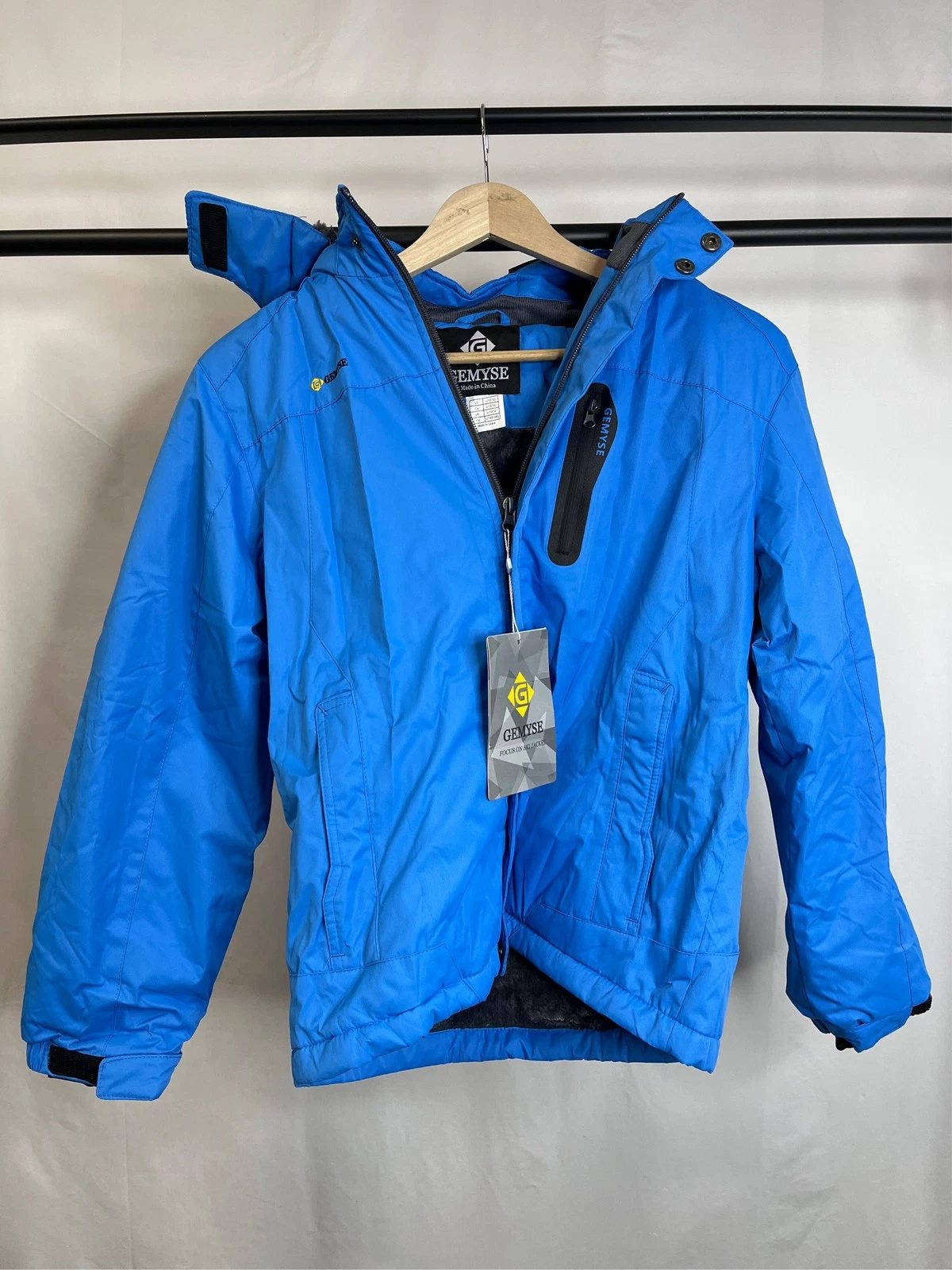 GEMYSE Boy's Waterproof Ski Snow Jacket Hooded Fleece Lined Windproof Winter Jac