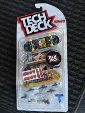 New Tech Deck 4 Pack Hook-Ups Skateboards Fingerboards Anime Girl Robot