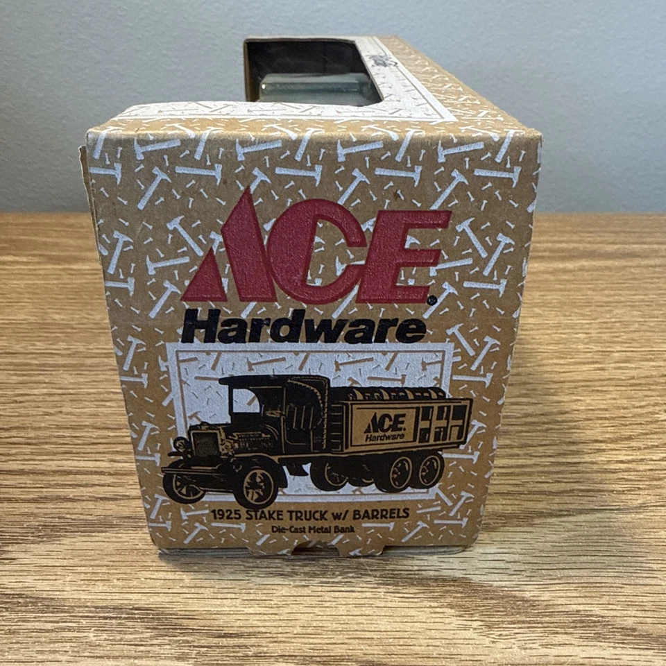 Camión de estacas 1925 con barriles banco de metal fundido a presión As herrajes en CAJA ORIGINAL Foto 4 de 4