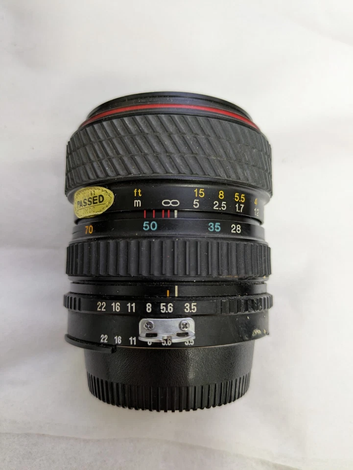 TOKINA 28-70mm f/1:3.5-4.5 MF SD Camera Lens for Nikon - Made In Japan - Image 2 of 4