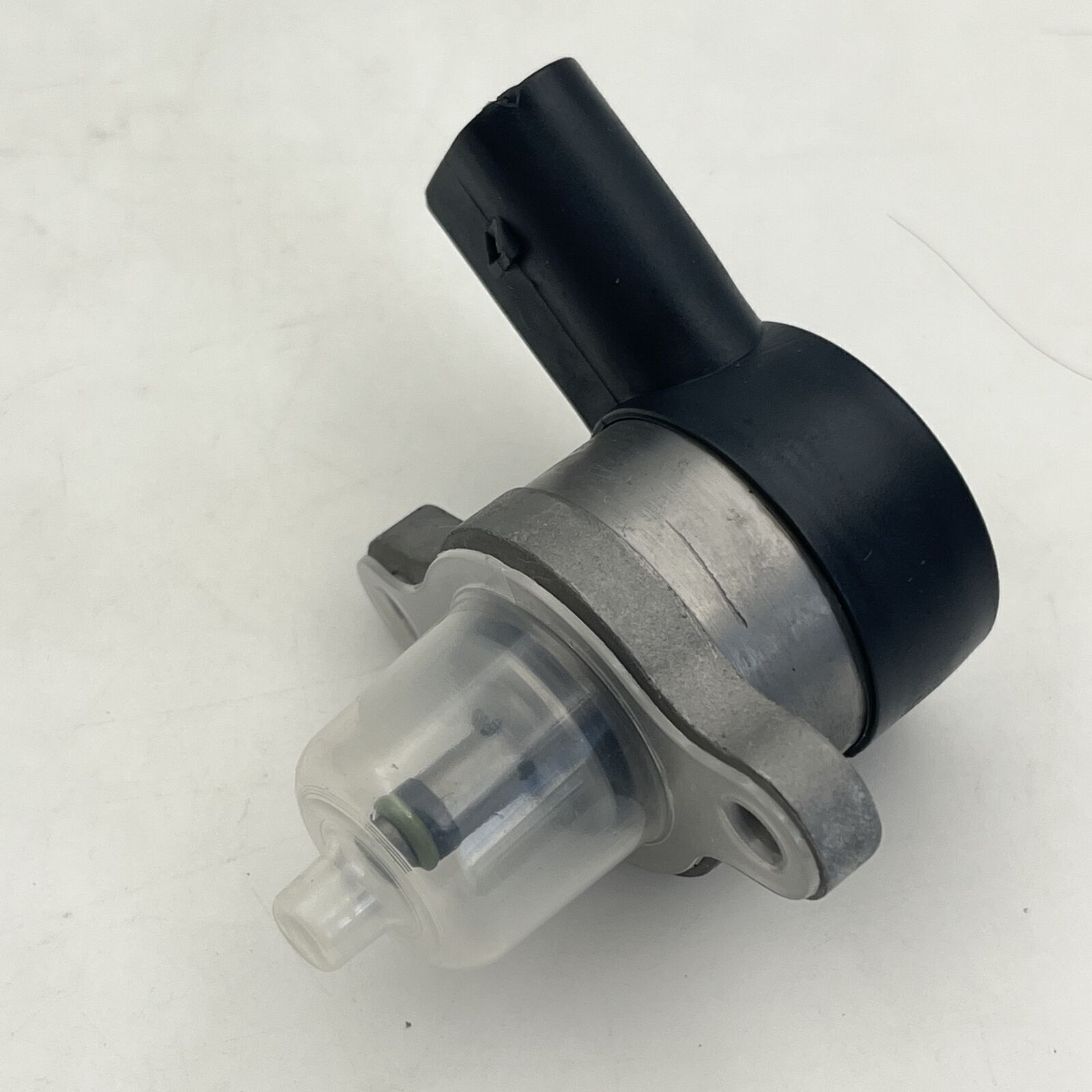 NEW 0281002241 For Mercedes Sprinter Fuel Injection Pressure Regulator Valve US thumbnail 6