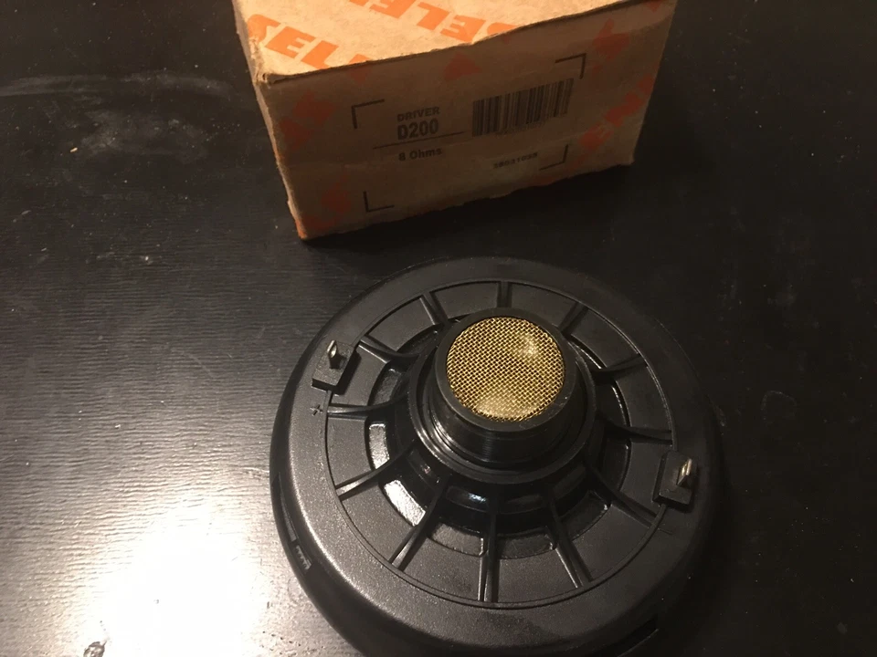 Selenium D200 Compression Driver W/throat 1" Standard. & Phenolic Diaphragm - Image 2 of 2