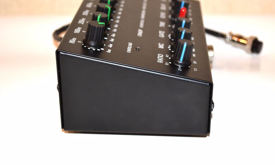 EQ 8 bande noise gate icom ic-756 ic-746 ic-718 ic-7600 ic-7410 ic-7700 ic-7800 - Immagine 3 di 4