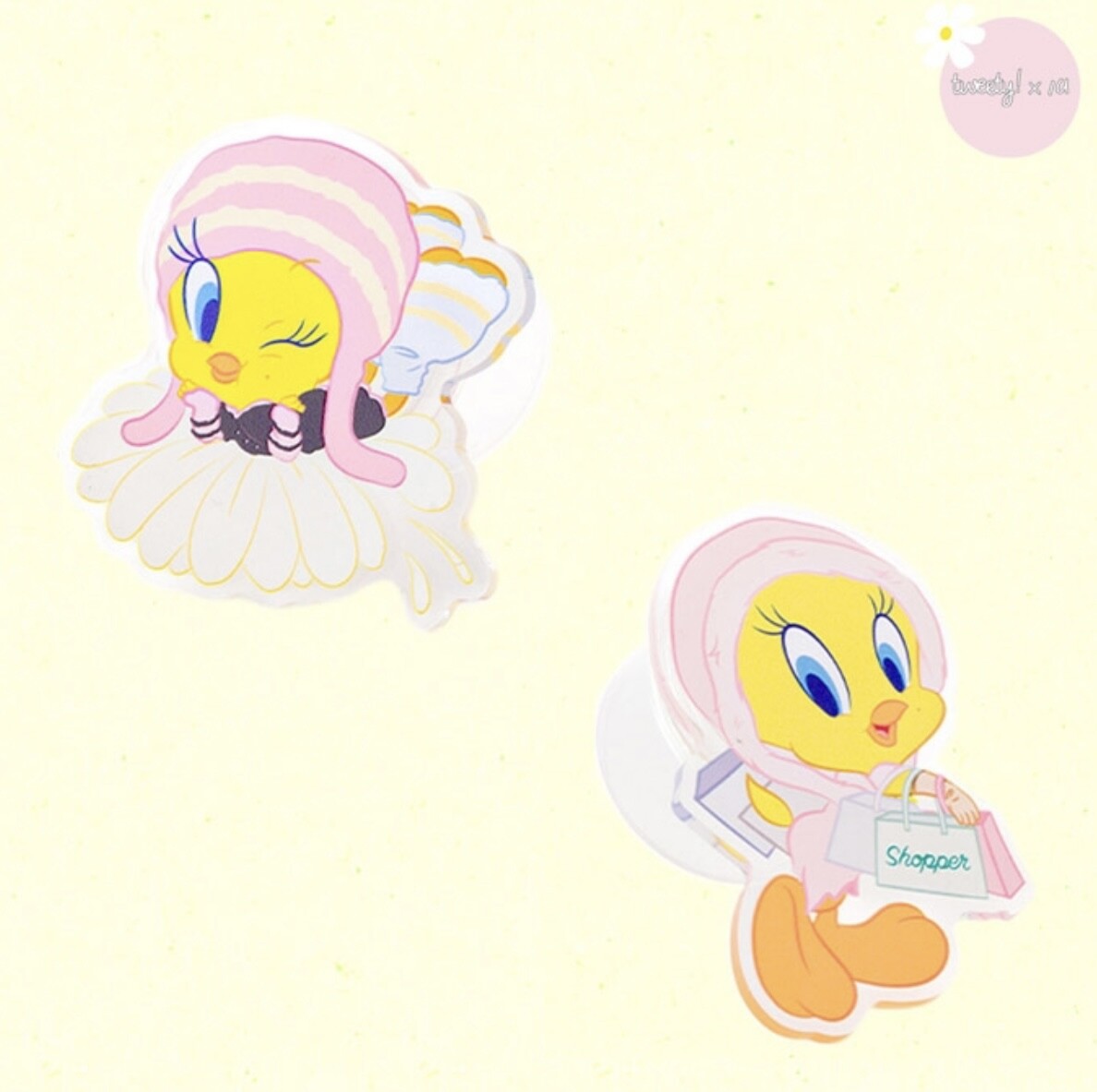 2024 IU H.E.R tweety アクリルトック ver1 ver2 2024 IU H.E.R tweety アクリルトック 4つセット入手困難の品