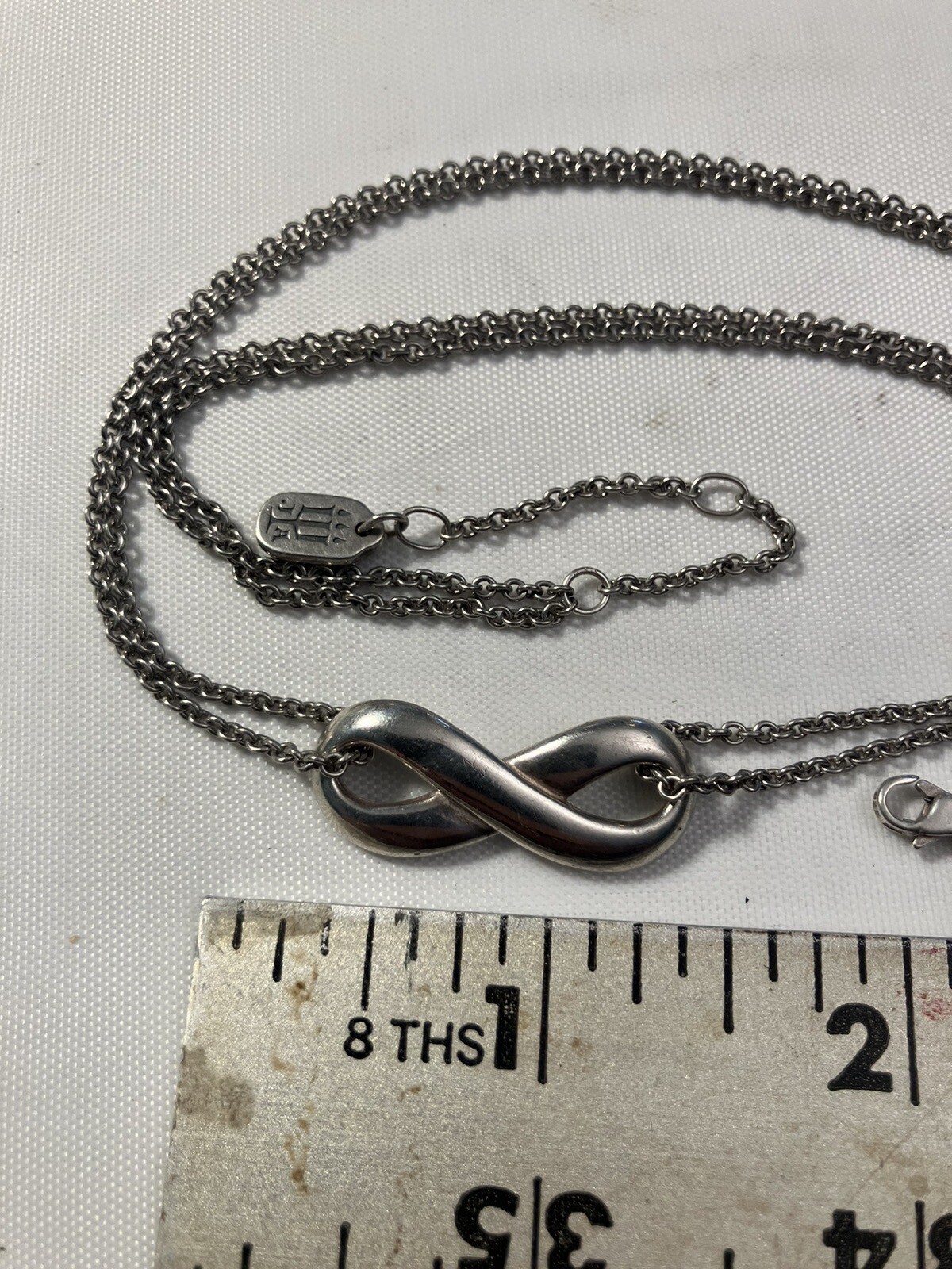 James Avery Infiniti pendant 18 inch chain Gem