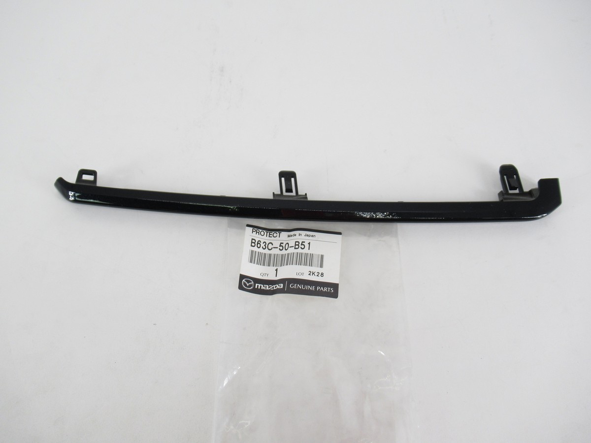 ABU4500　771200 Genuine OEM Mazda B63C-50-B51 Driver LH Grille Insert Strip 2017