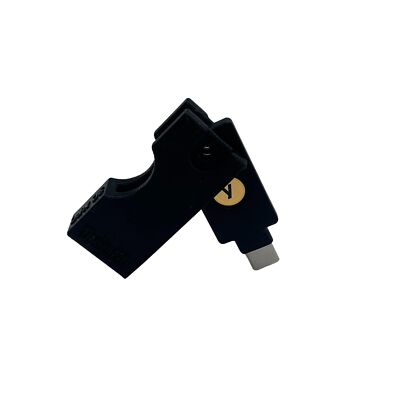 Yubikey Protector Flip Case Keychain Holder (5 NFC / 5C NFC) (Black, 5C NFC)